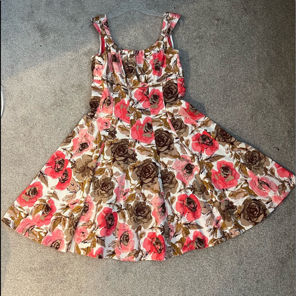 Maggy London Flora Print Dress, perfect for spring!